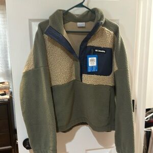 Columbia fleece quarter- button pull over
